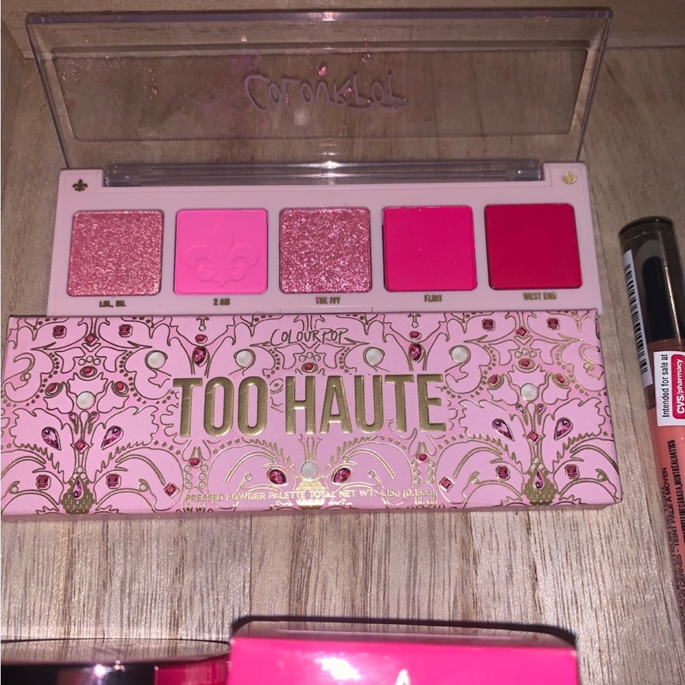 Makeup bundle - Picture 2 of 5